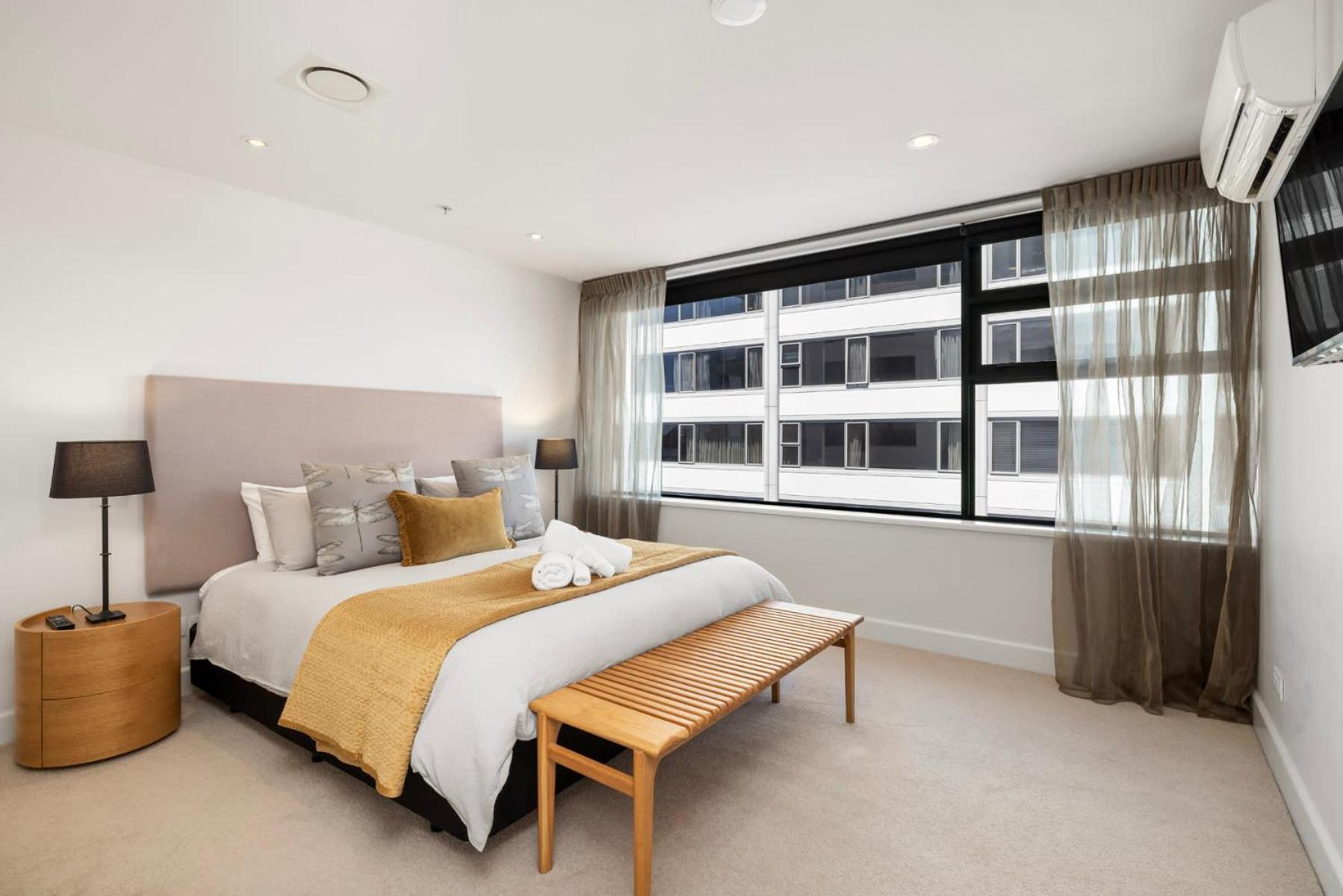 Luxury Ocean & Harbour Views - Heated Pool, Main Beach & Gym Mount Maunganui Exterior foto